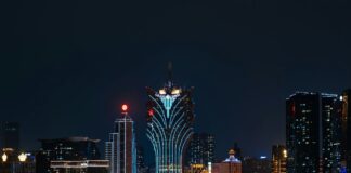 Glücksspiel-Film „The Ballad of a Small Player“ mit Colin Farrell