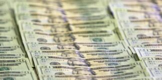 Zwei Lottospieler gewinnen den zweithöchsten Powerball-Jackpot aller Zeiten