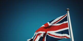 Die UK Gambling Commission verhängt £240.000 Strafe gegen Betfred-Betreiber Petfre