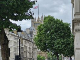 Britische Regierung prüft Erhöhung der Gebühren für Glücksspiel-Lizenzen Die britische Regierung erwägt eine Erhöhung der Gebühren für Glücksspiel-Lizenzen