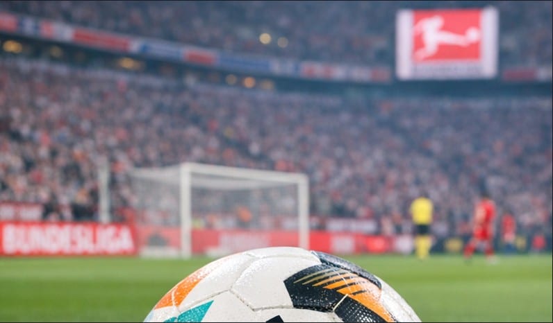Spielfeld bei einem Bundesligaspiel.