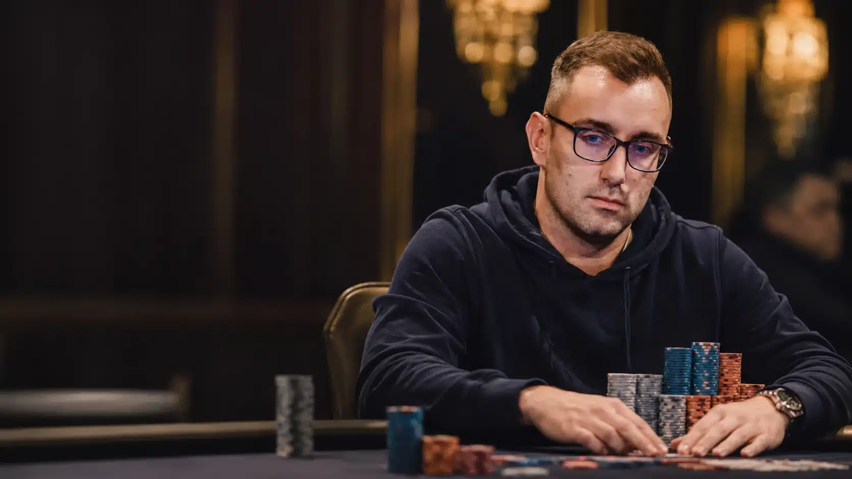 Julius Legen führt nach Tag 1A im Card Casino SK