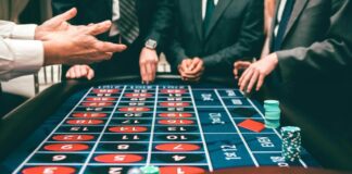 Table de roulette avec joueurs
