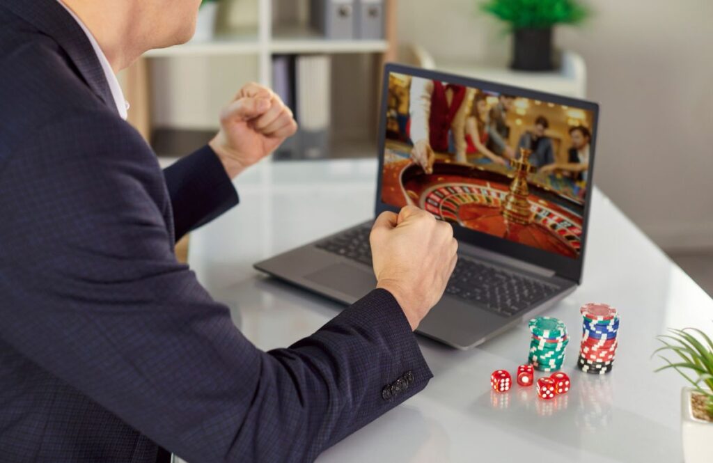 온라인 카지노를 플레이하고 있는 사용자
