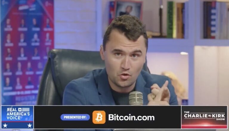 얼마전 피살된 찰리 커크에 대해 상반된 입장을 보이는 예측 베팅 플랫폼