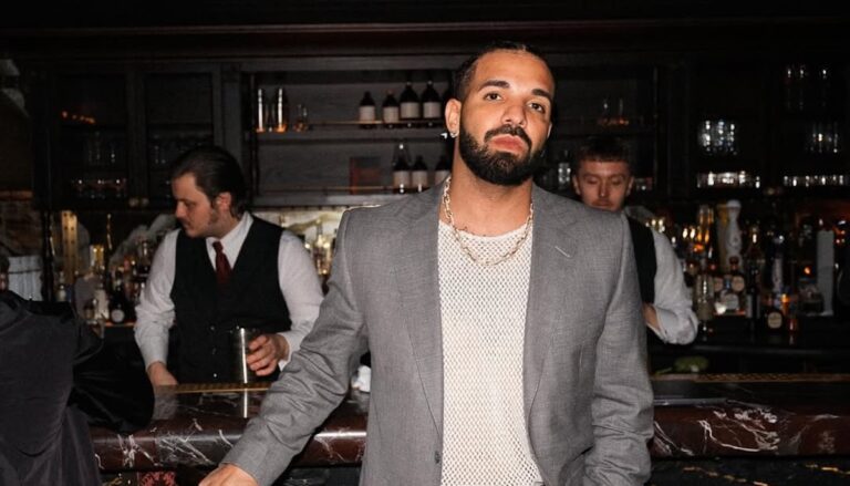 스테이크와 불화설에도 불구하고 스테이크에서 베팅을 이어나가고 있는 래퍼 드레이크