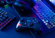 경제 우려 재부각, 게임주 상승세 주춤 비디오 게임 컨트롤러 및 컴퓨터 게임 키보드