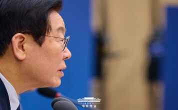 이 대통령, 카지노 산업에 강한 경고…“나라 망하는 말기적 현상” 카지노 산업의 문제점을 지적한 이재명 대통령