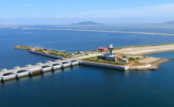 새만금 카지노 논의 재점화에 지역 갈등 격화…전북 vs 강원 정면 충돌 전북 부안에 위치한 새만금 방조제