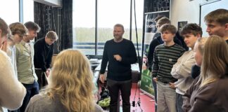 voorlichting op scholen door Deense gokautoriteit