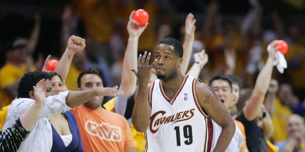 Damon Jones basketballer