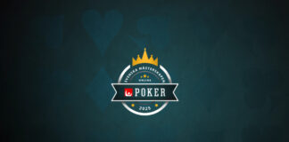 Logotyp för Svenska Mästerskapen i Poker 2025 med krona och mörk bakgrund med kortsymboler.