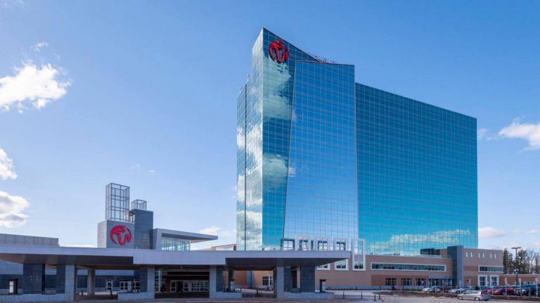 IGT takes cashless gaming solution to Resorts World Catskills casino