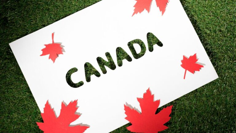 Canadian sports betting progress gets theScore backing