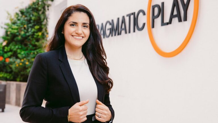 Lena Yasir – live casino meets appointment viewing