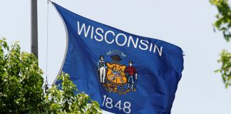 The state of Wisconsin and the St. Croix Chippewa Indians have signed a “historic” compact amendment to offer event wagering on sports. 