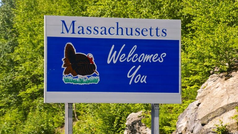 Massachusetts welcome sign