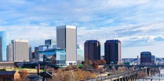 Virginia Lawmakers Weigh iGaming Legalization as Gaming Commission Study Advances Downtown Richmond, Virginia skyline with river and bridge