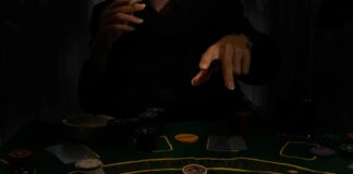 NBA Betting Scandal: Damon Jones’ Text Messages Reveal Desperation to Get Paid for Mob ‘Job’ Poker hand