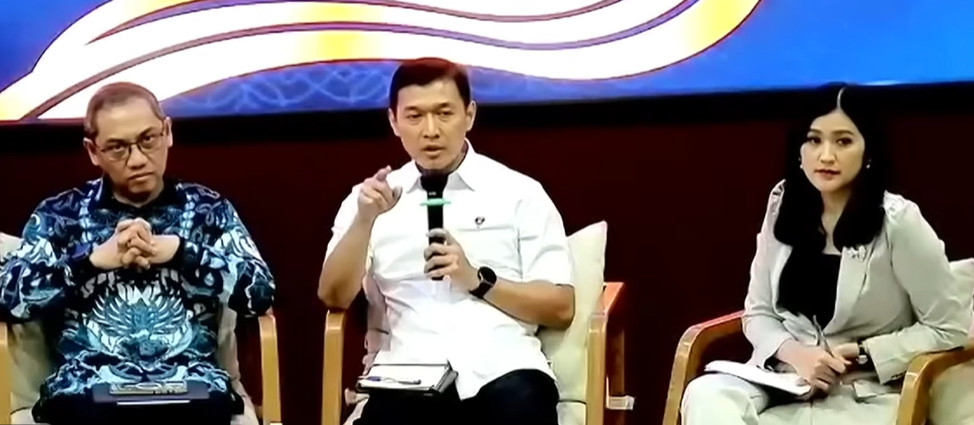 Speakers at an anti-online gambling event hosted by the Indonesian Financial Transaction Reports and Analysis Center (PPATK) earlier this month.