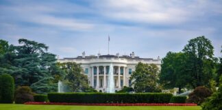 White House view from the south lawn with fountains and greenery
