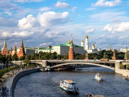 Russian Court Jails Chinese Citizens for Running Texas Hold ’em Gambling Den Russia