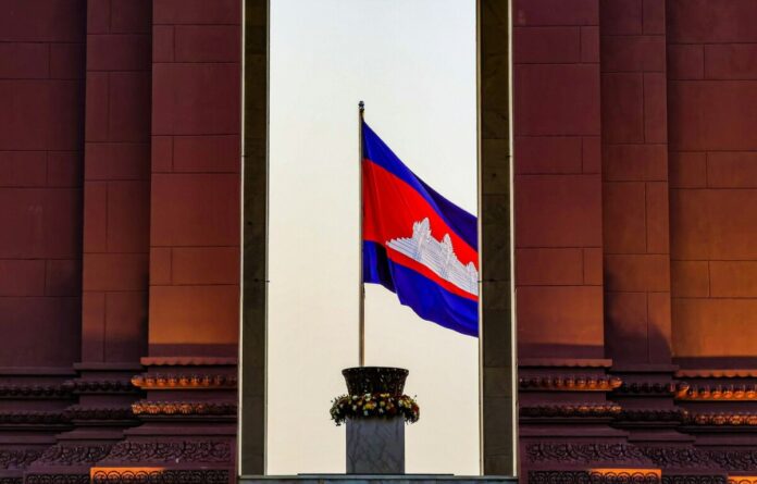 thoeun-ratana-xUHMPr-JPH8-unsplash Cambodian flag
