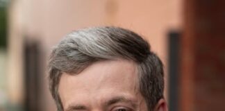 ‘Everybody Loses’ Shows Dark Side of U.S. Sports Betting’s Rise & What the Industry Doesn’t Advertise Danny Funt