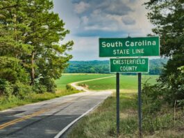South Carolina Ready to Debate Legalizing Casinos After Agreeing on Revenue Sharing South Carolina welcome sign