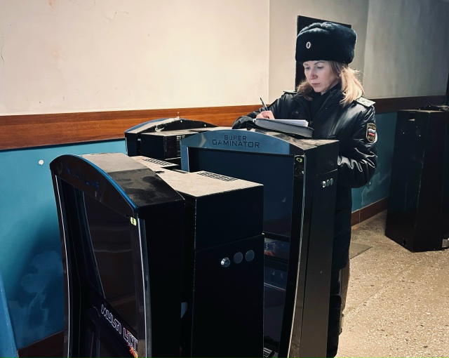 Slot machines seized from an illegal casino in 2024.