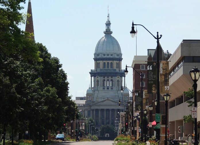 Illinois State Capitol building in Springfield viewed from a city street