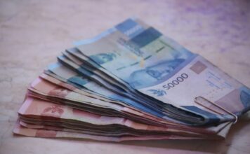 Indonesians Have Lost $68.7 Billion Gambling Online, Says Government Indonesian currency