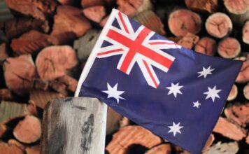 Australian Gambling Groups Accused of Underhanded Lobbying to Prevent Ad Ban Australian flag