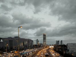 Rush Hour CCTV: New Game Allows Users to Gamble on Traffic Around the World Traffic