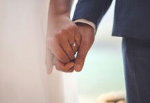 Online Gambling Now Dominating Divorce Courts, Driving Suicides in Indonesia Divorce