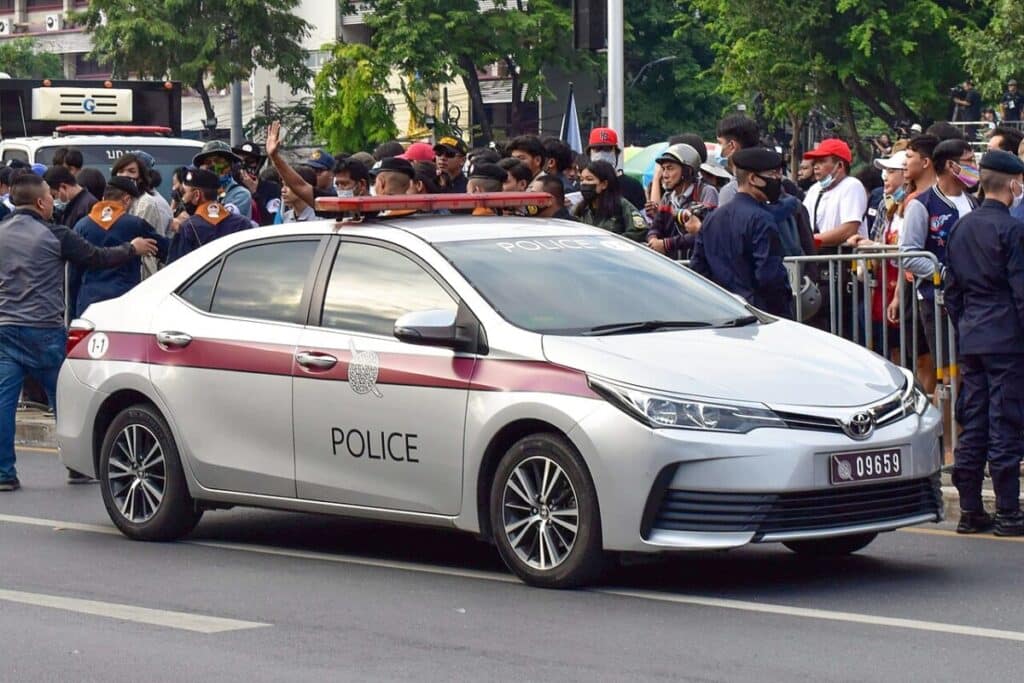 Thaise politie sluit illegale gokchats op Line