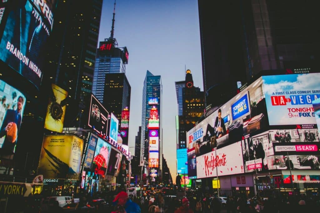 New York Senator Bids to Ban Billboard Gambling Ads