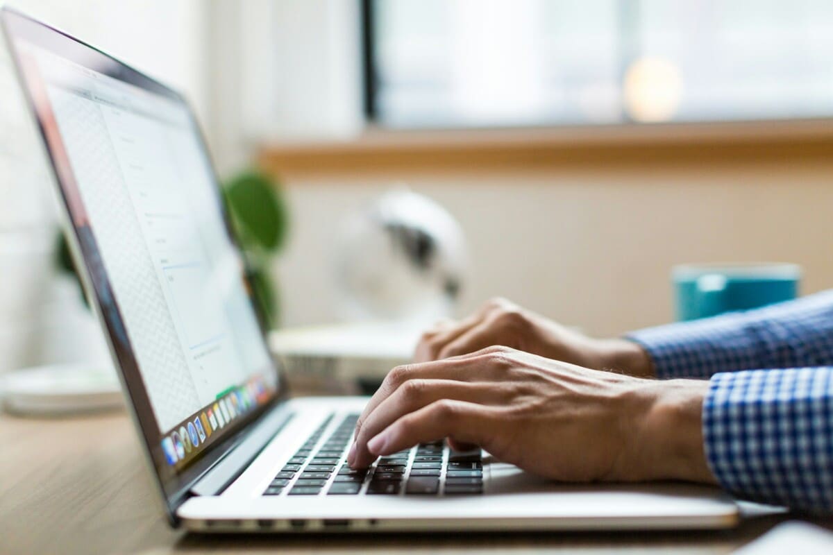PokerWireDaily — Kalshi Will Make Some Users Disclose Job Details for High-Risk Markets