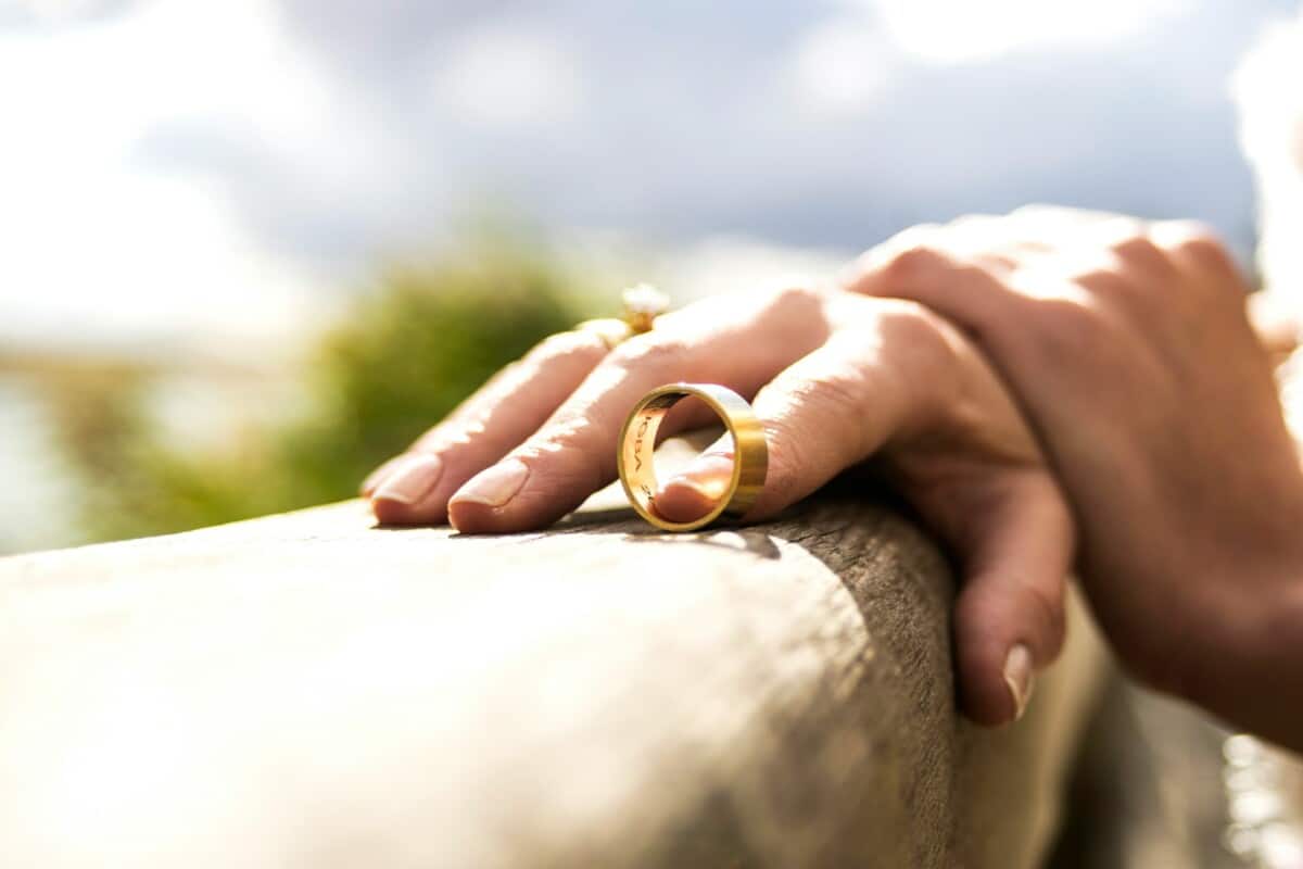 PokerWireDaily — Online Gambling Now ‘An Increasingly Important Factor’ in Many US Divorces, Lawyer Warns